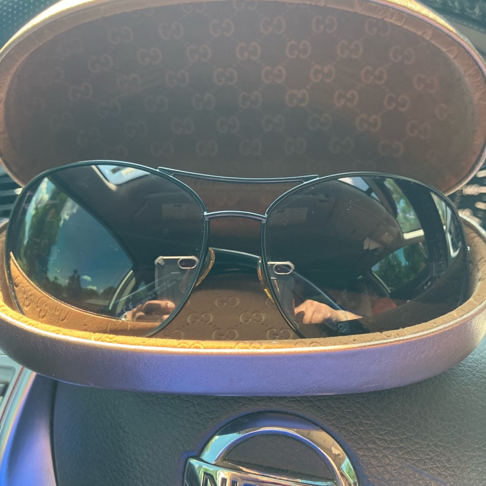 Gucci Black Aviator Sunglasses with Gold Accents